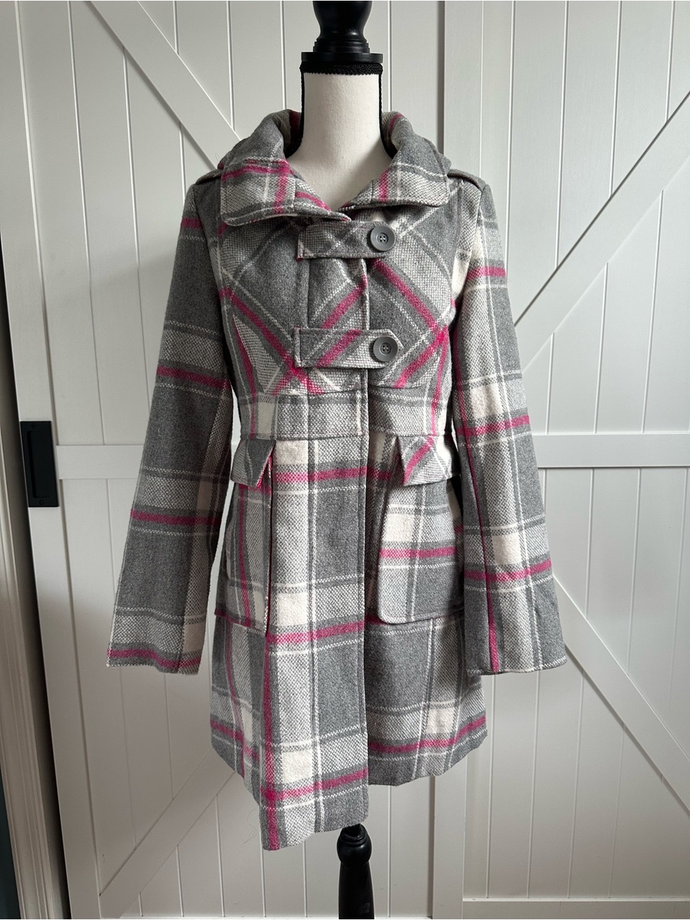 Dollhouse Outerwear Women’s M Gray Pink Plaid Wool Blend Hooded Coat NWT